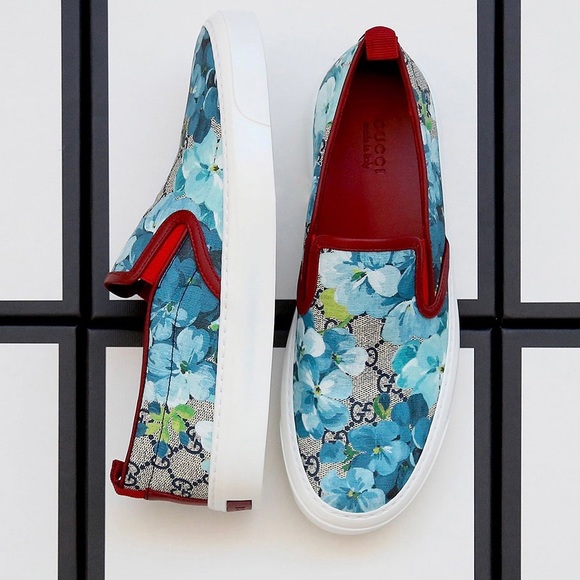 Gucci Shoes - ⚡️SOLD! NWT Gucci Supreme GG Canvas Bloom Sneakers